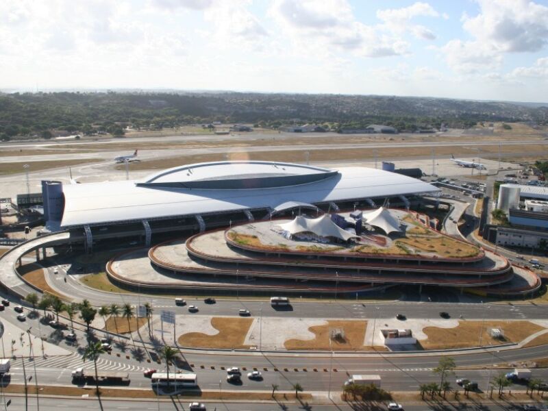 Aeroporto do Recife passa por obras de revitalização Folha PE