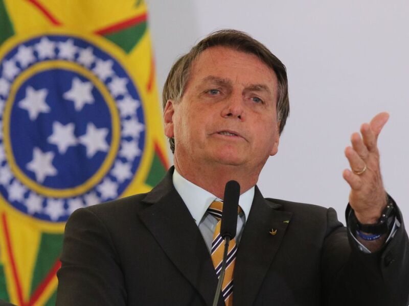 Bolsonaro Vota Nesta Manh Na Vila Militar No Rio De Janeiro Folha Pe