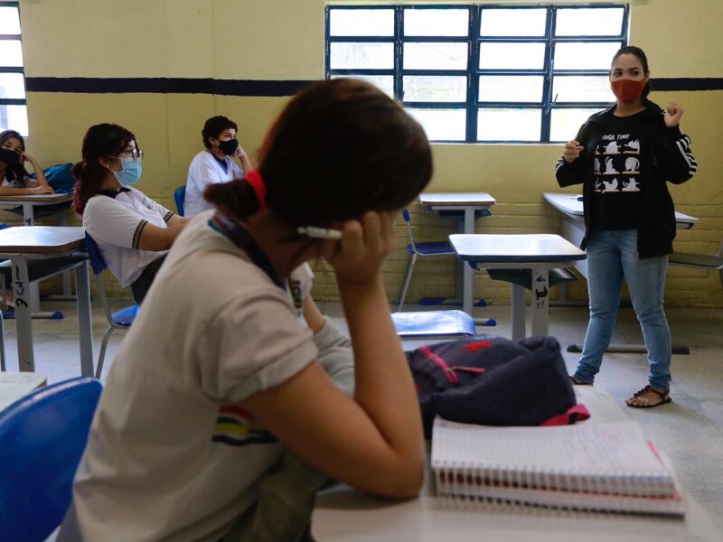 Apesar De Greve Dos Professores Mantida Alunos Da Rede Estadual Voltam