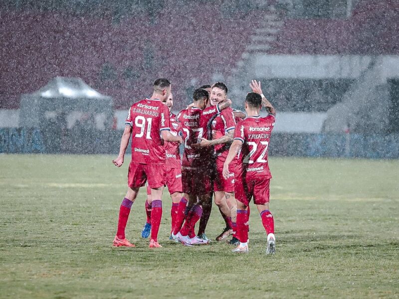 Santa Cruz é goleado pelo Fortaleza e está eliminado da Copa do