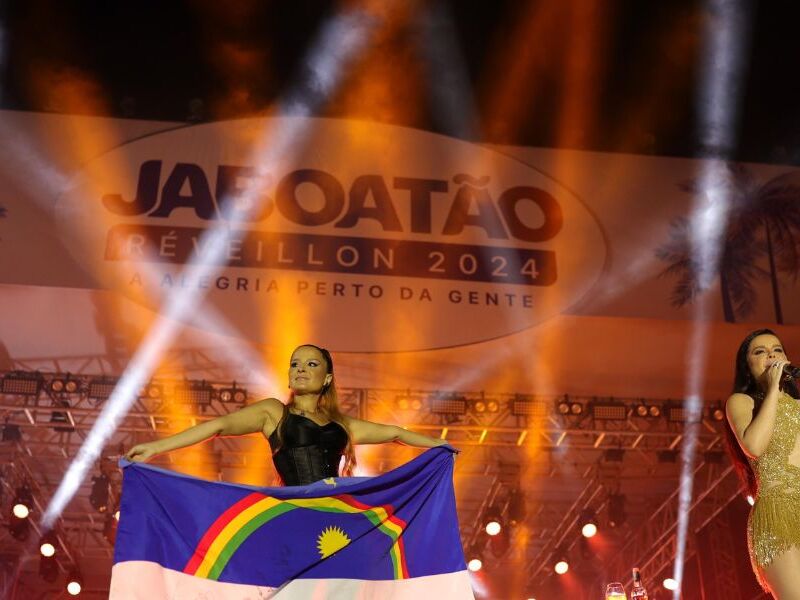 Maiara Mara Sa Comandaram Multid O Em Primeira Noite De Festa Do