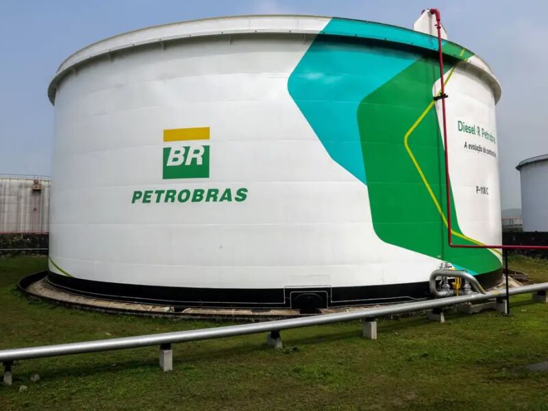 Petrobras conclui oferta de títulos globais no valor de US 1 bi