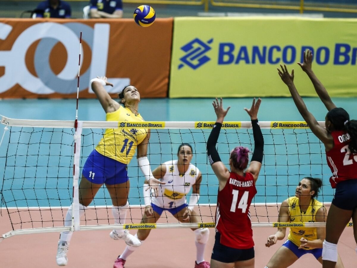 Brasil sofre 2º revés na Liga das Nações Feminina com derrota para EUA