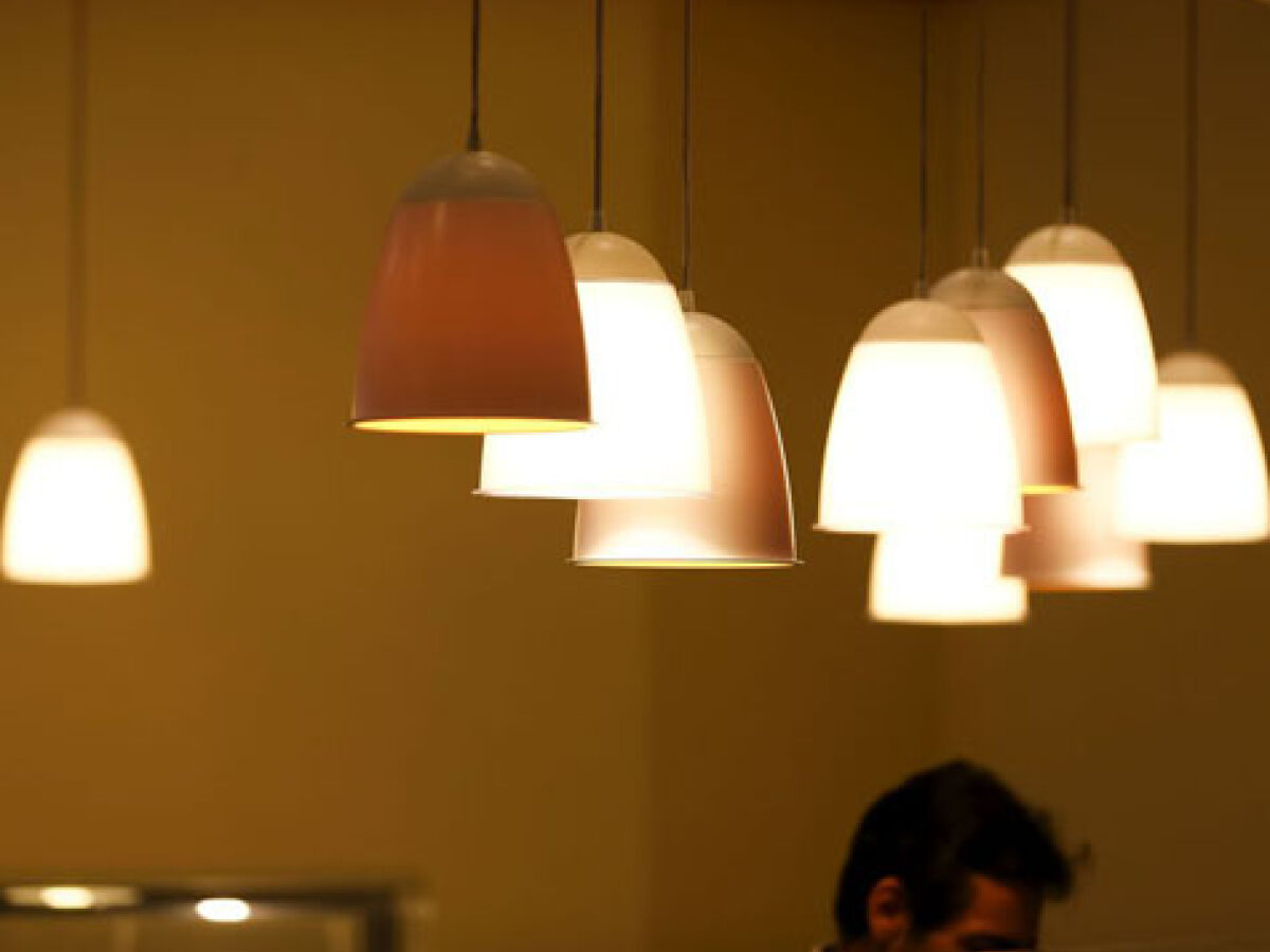 No lugar das lâmpadas incandescentes entraram as lâmpadas LED