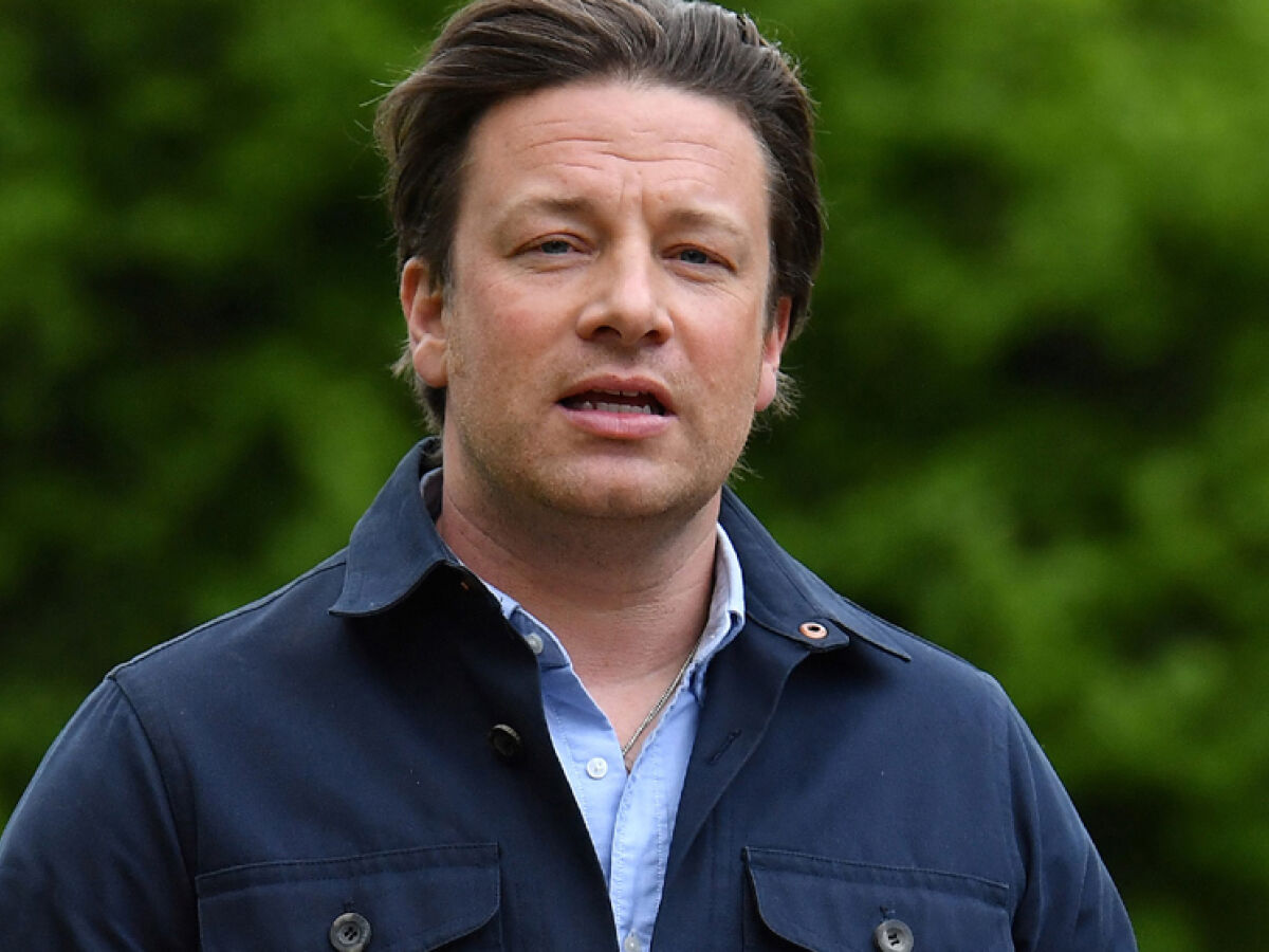 Império de Jamie Oliver entra em falência e ameaça mais de mil