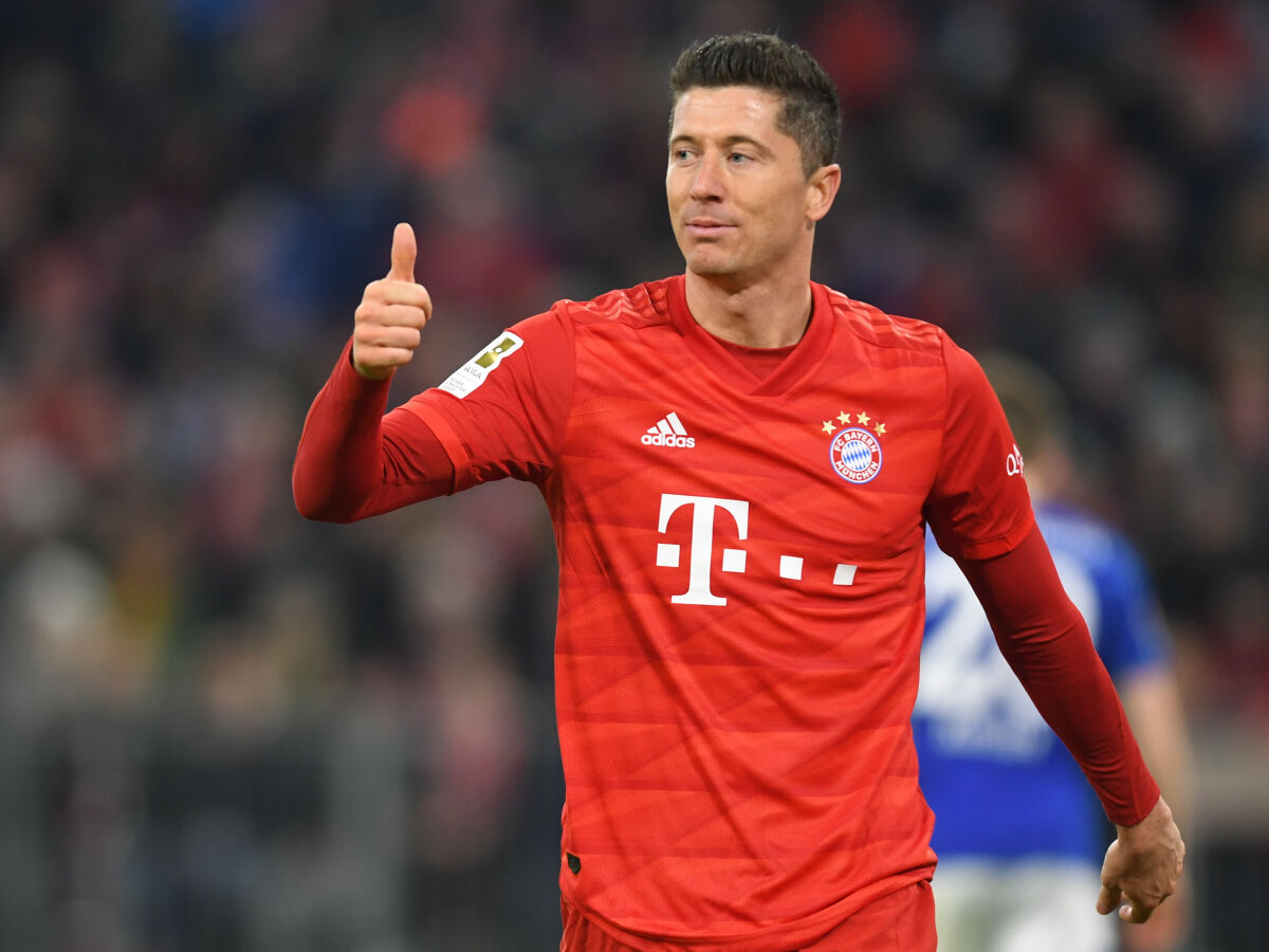 Bayern domina e vence PSG em primeiro jogo pelas oitavas da