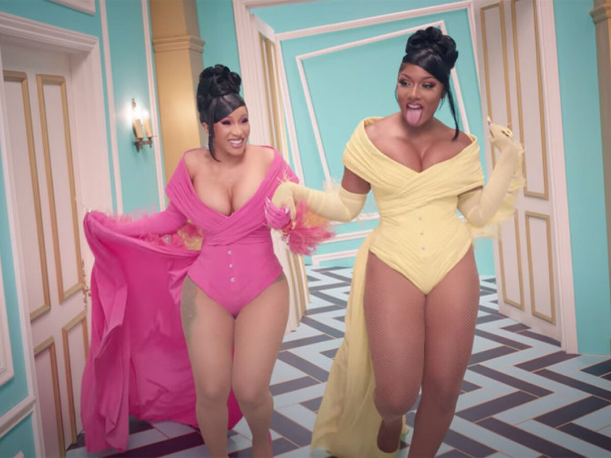 Cardi B. lança passinho do brega-funk no clipe de 