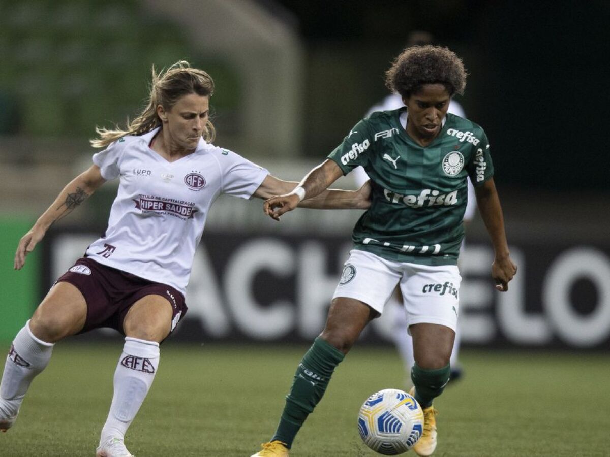 Palmeiras vence Ferroviária e lidera Brasileirão Feminino