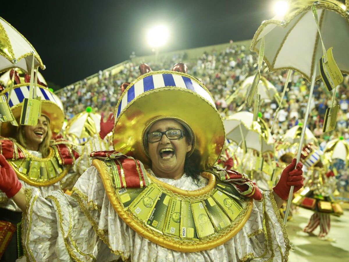 Desfile Concelhio de Carnaval em Baião foi o mais concorrido de sempre -  Câmara Municipal de Baião