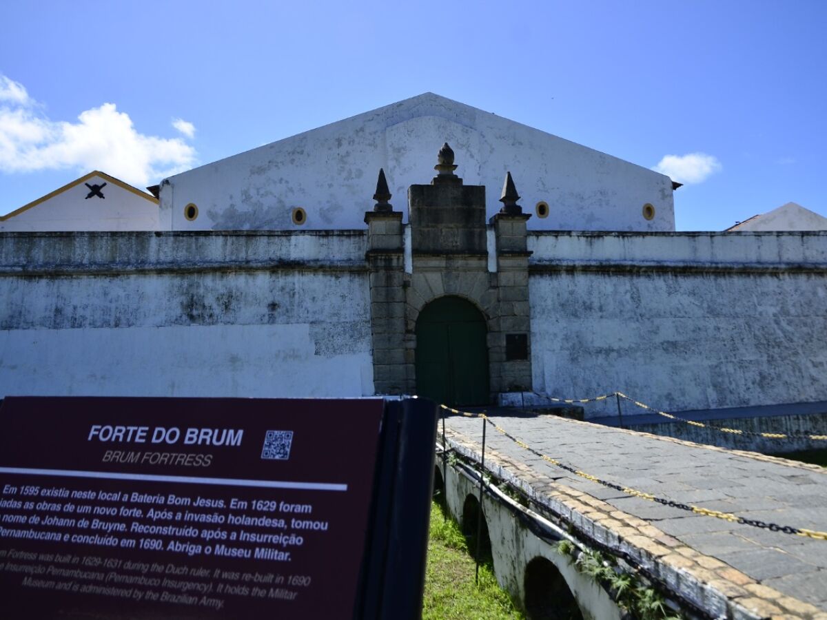 Uma Noite Malassombrada no Museu: aventura desvenda mistério do Forte do  Brum, no Bairro do Recife - Folha PE