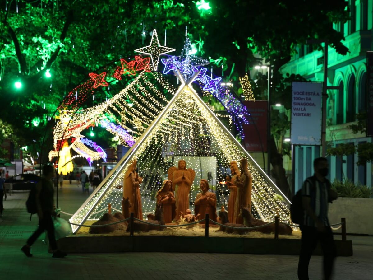 Decoração natalina do Recife pode ser vista em sete diferentes pontos da cidade - Folha PE Decoração natalina do Recife pode ser vista em sete diferentes pontos da cidade - Folha PE