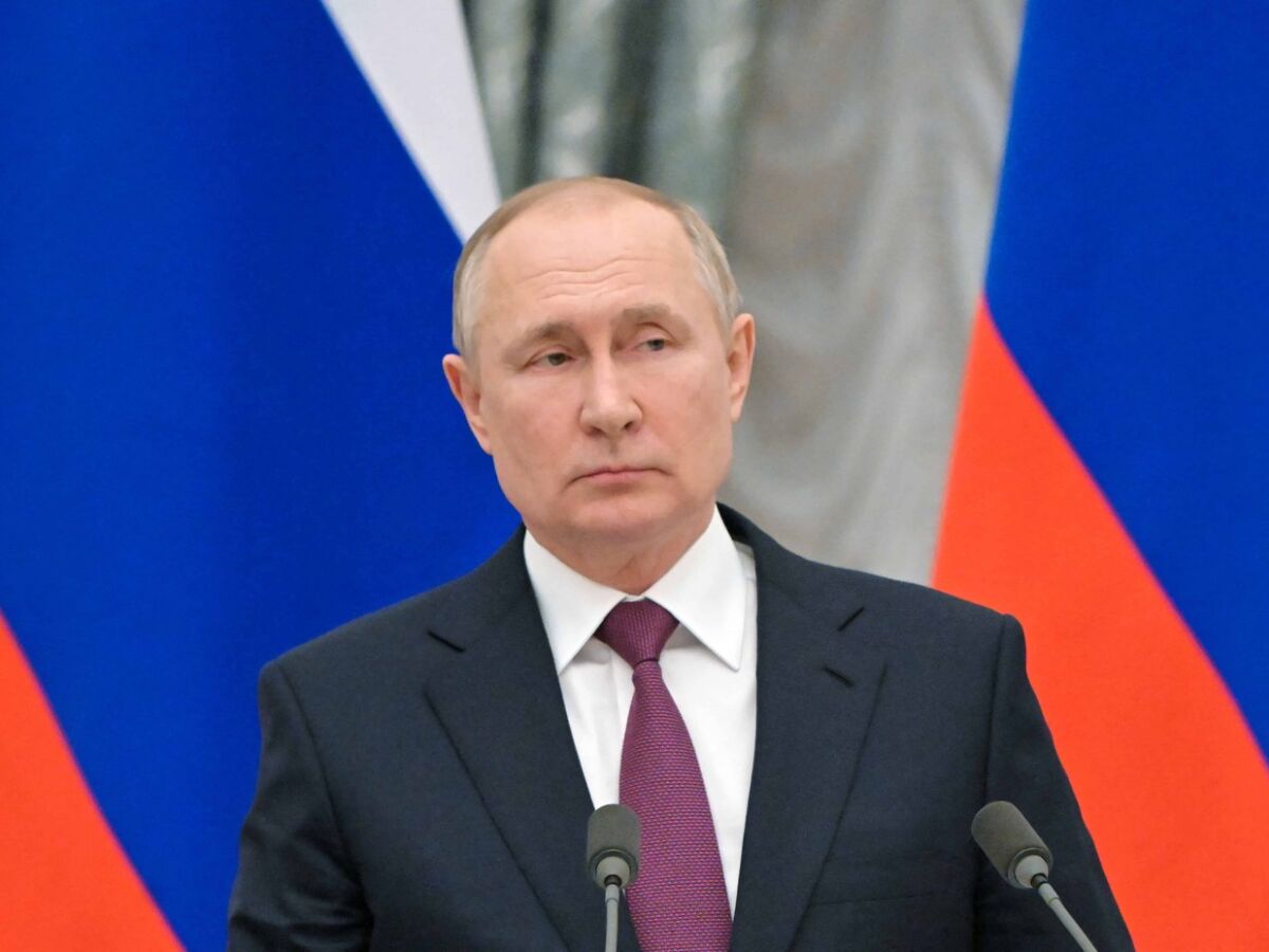 Putin diz que Rússia deve considerar arsenal nuclear da Otan