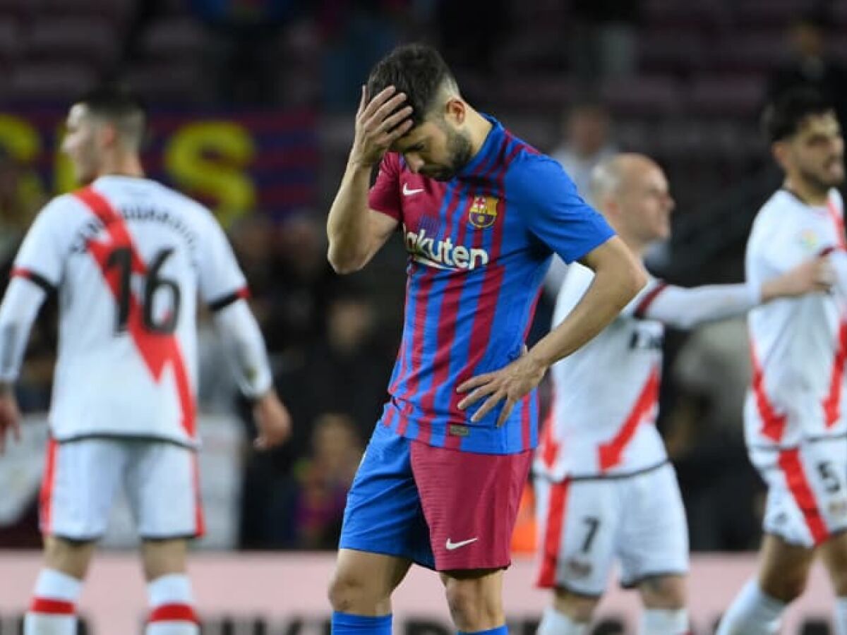 Osasuna vence Rayo Vallecano com gol nos acréscimos