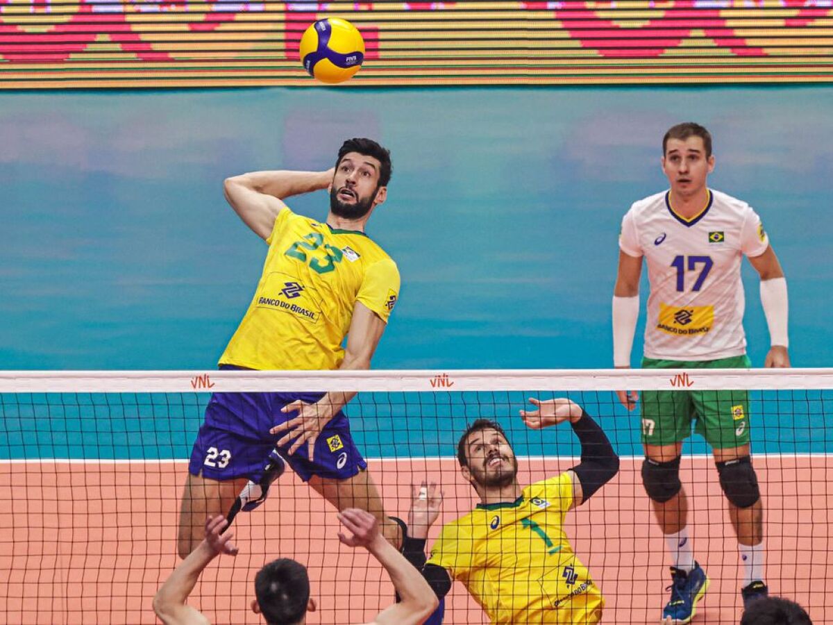 Brasil se recupera no Mundial de vôlei e vence a China em sua melhor  apresentação - Folha PE