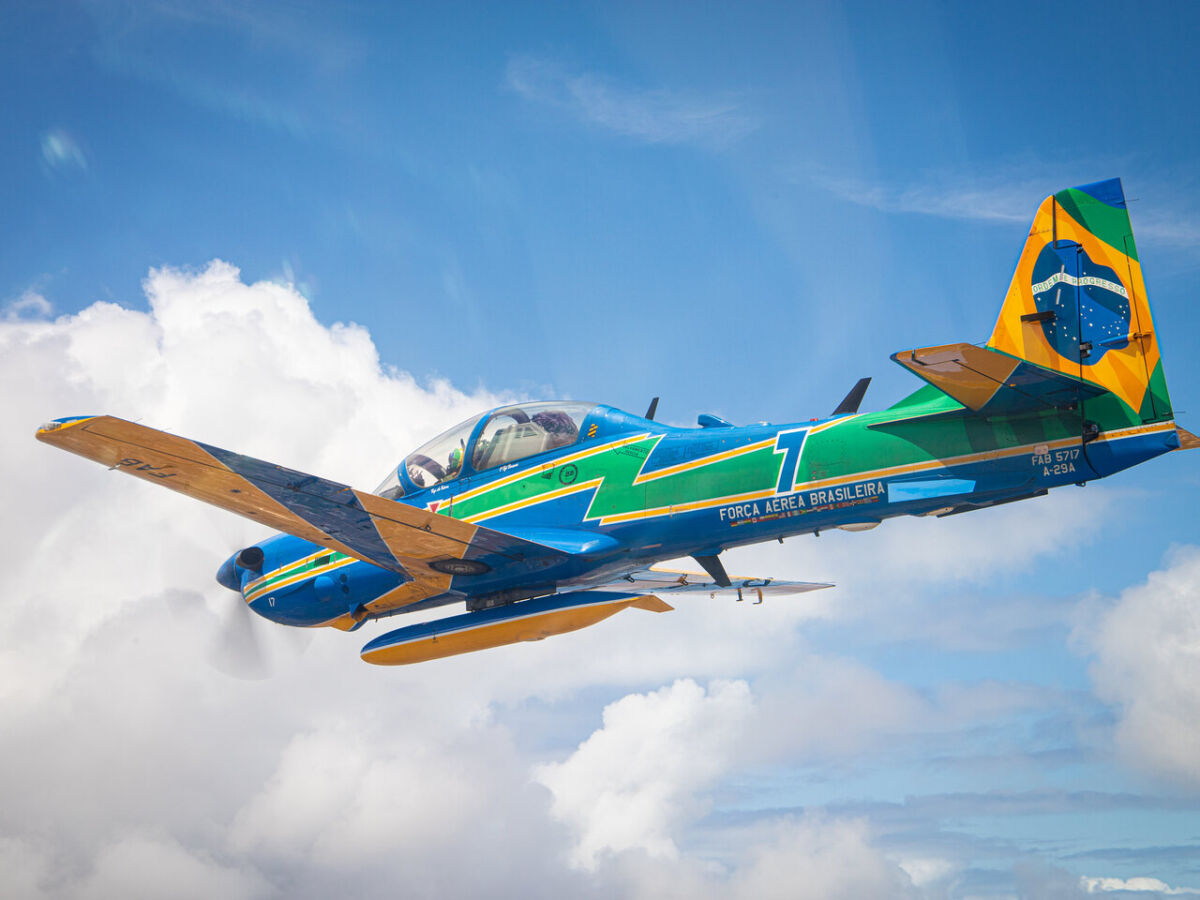 Aviao embraer Tucano - Esquadrilha da Fumaca - em Promoção na