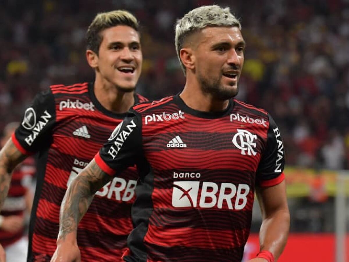 Flamengo x Bragantino: veja escalações do jogo do Brasileirão