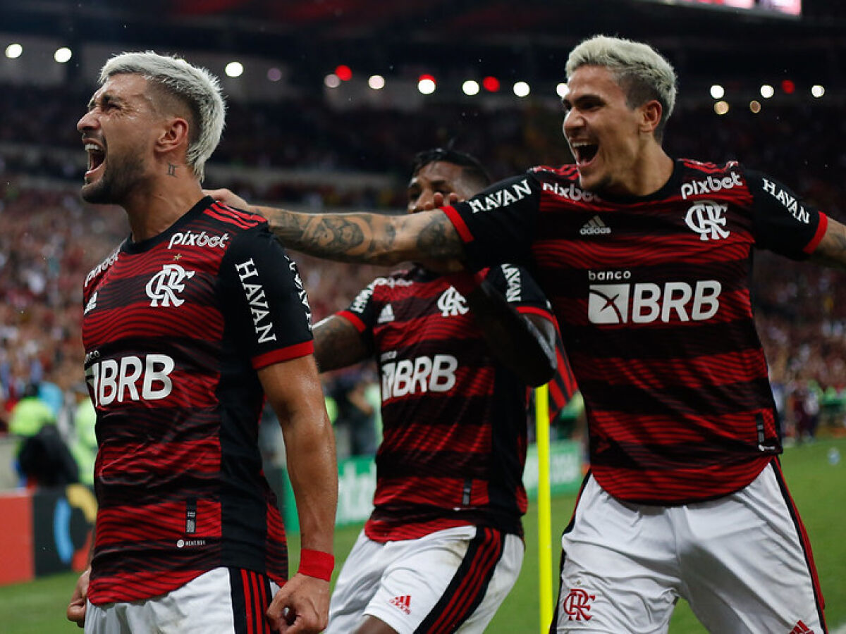 Fluminense e Corinthians ficam no 2x2 pela semifinal da Copa do Brasil -  Folha PE