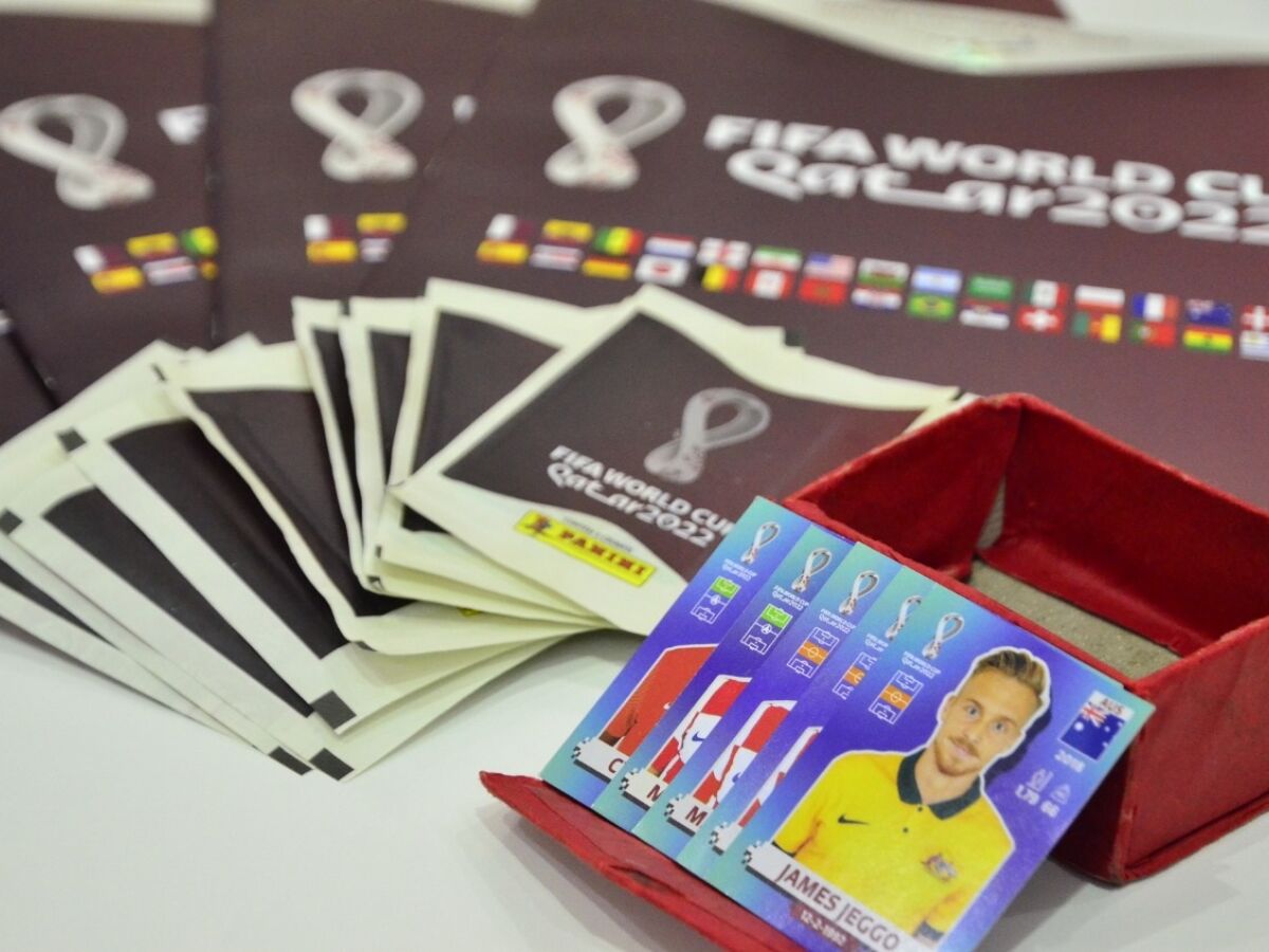 FIGURINHA MBAPPE LEGEND PRATA DA COPA DO MUNDO 2022 - Hobbies e