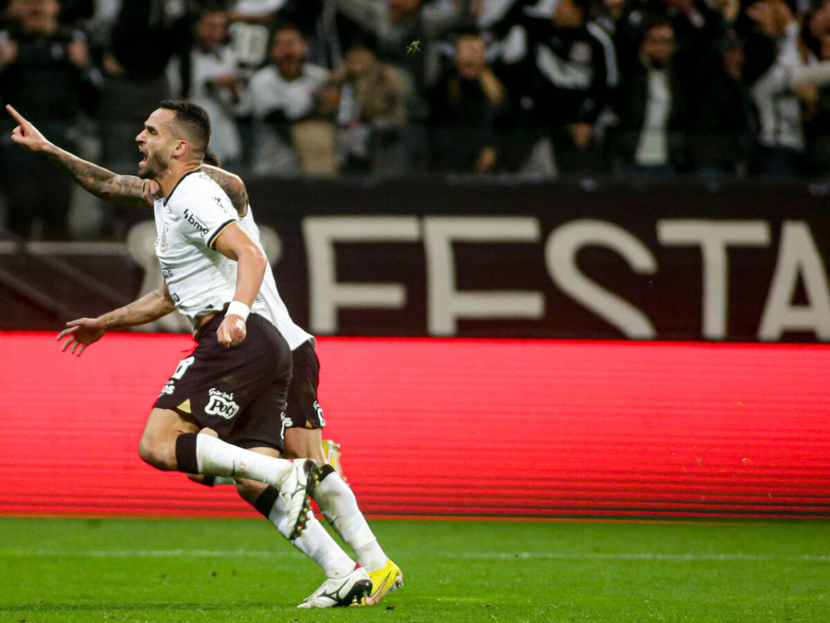 Flamengo bate o Corinthians e bota o 'pé' na semifinal da Copa