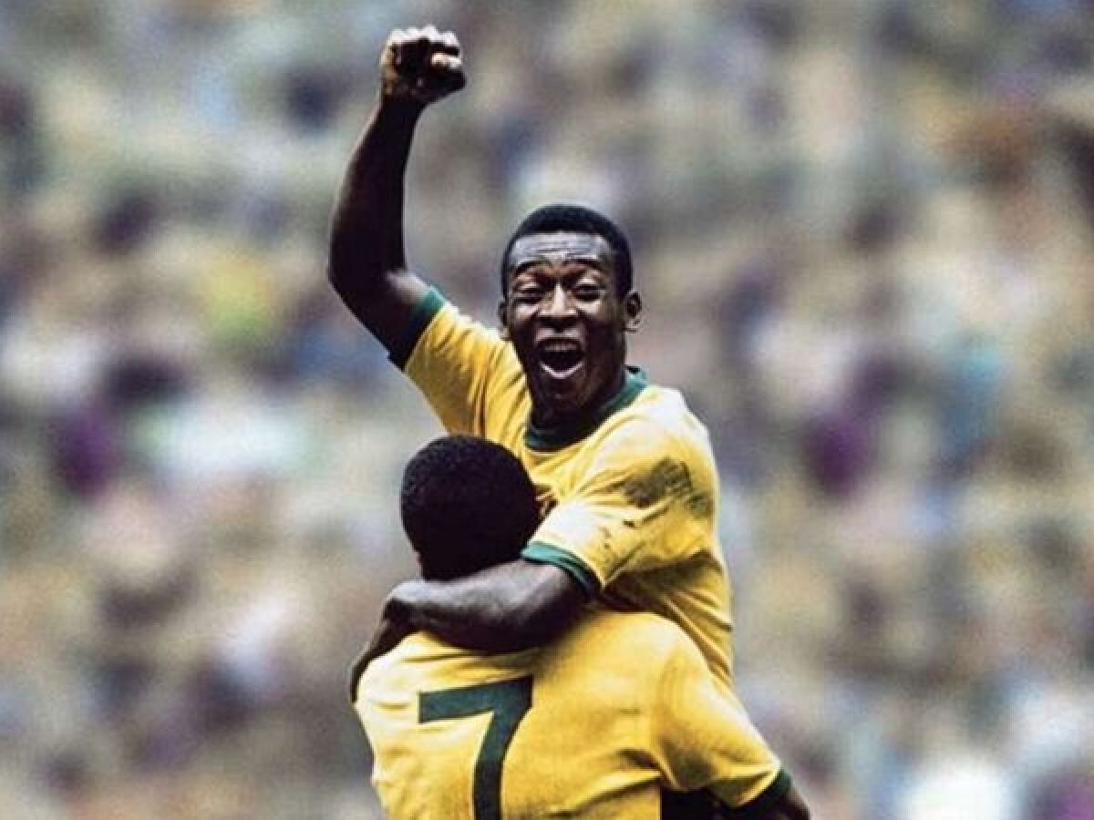 Oficial! Pelé é eternizado em dicionário 'Aquele que é fora do comum' - The  News 2 - News at your Doorstep