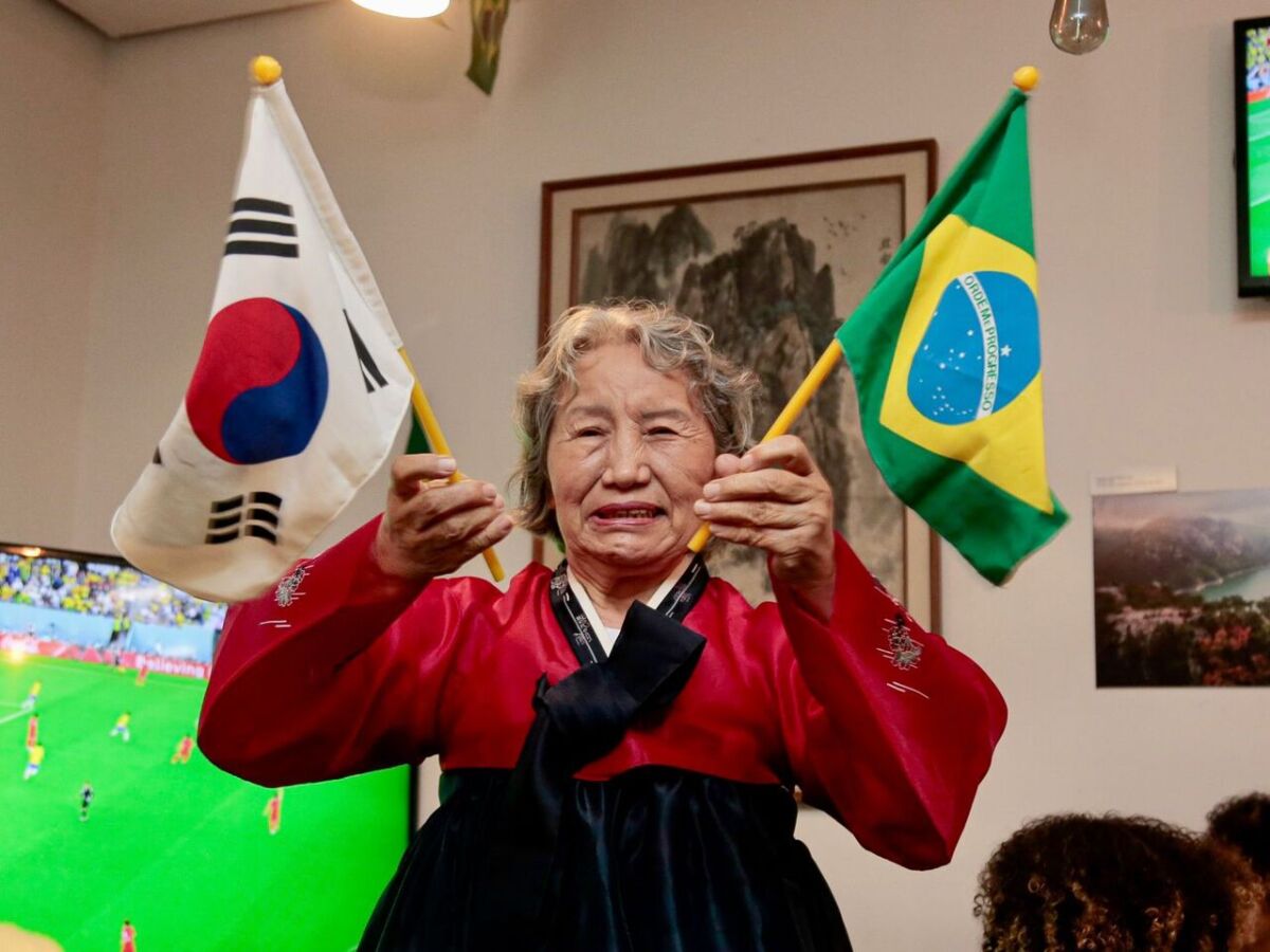 Bora assistir o jogo do Brasil contra Coreia do Norte hoje às 15h30. Não  perca! Entrada: 1kg de alimentos não perecíveis #futeboldesurdos - CBDS  Brasil - Confederação Brasileira de Desportos de Surdos