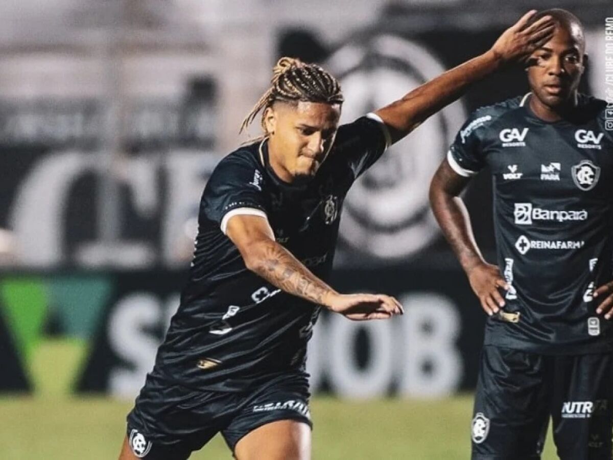 Sem clube desde que deixou o Vitória, Felipe Gedoz assina com o