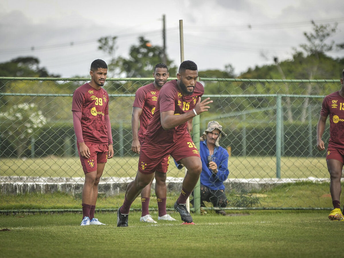 Sport comunica saída do lateral-esquerdo Igor Cariús - Folha PE