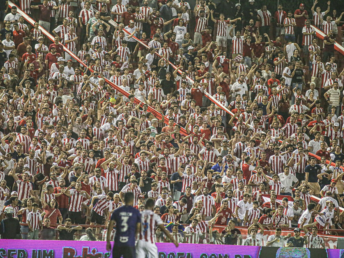 No Náutico, Amarildo resgata atuação de time misto contra o CRB por vitória  diante do Criciúma, náutico