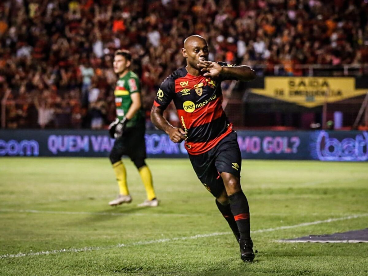 Sport Recife x Santa Cruz: Quem Tem o Melhor Desempenho?