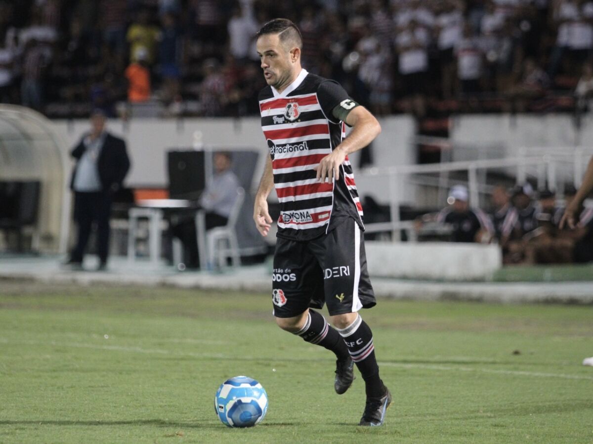 Sede Social vai ter festa com música ao vivo em todos os jogos do Santa, Santa Cruz Futebol Clube - Recife PE