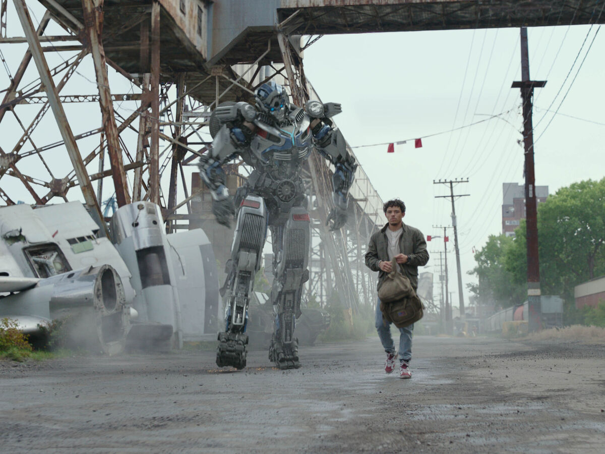 Transformers: O Despertar das Feras - Filmagens, Enredo, Estreia