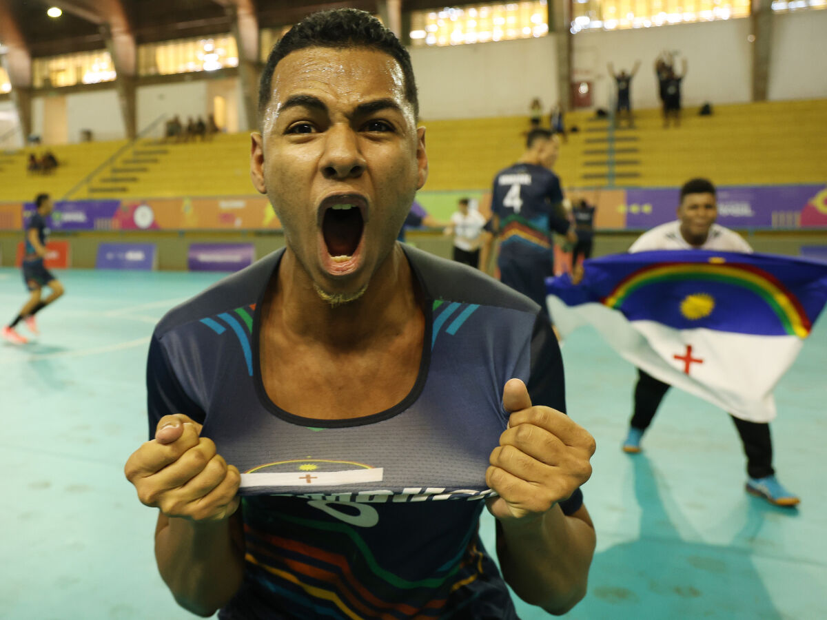 Tênis masculino de Santos é prata e feminino é bronze nos Jogos da  Juventude