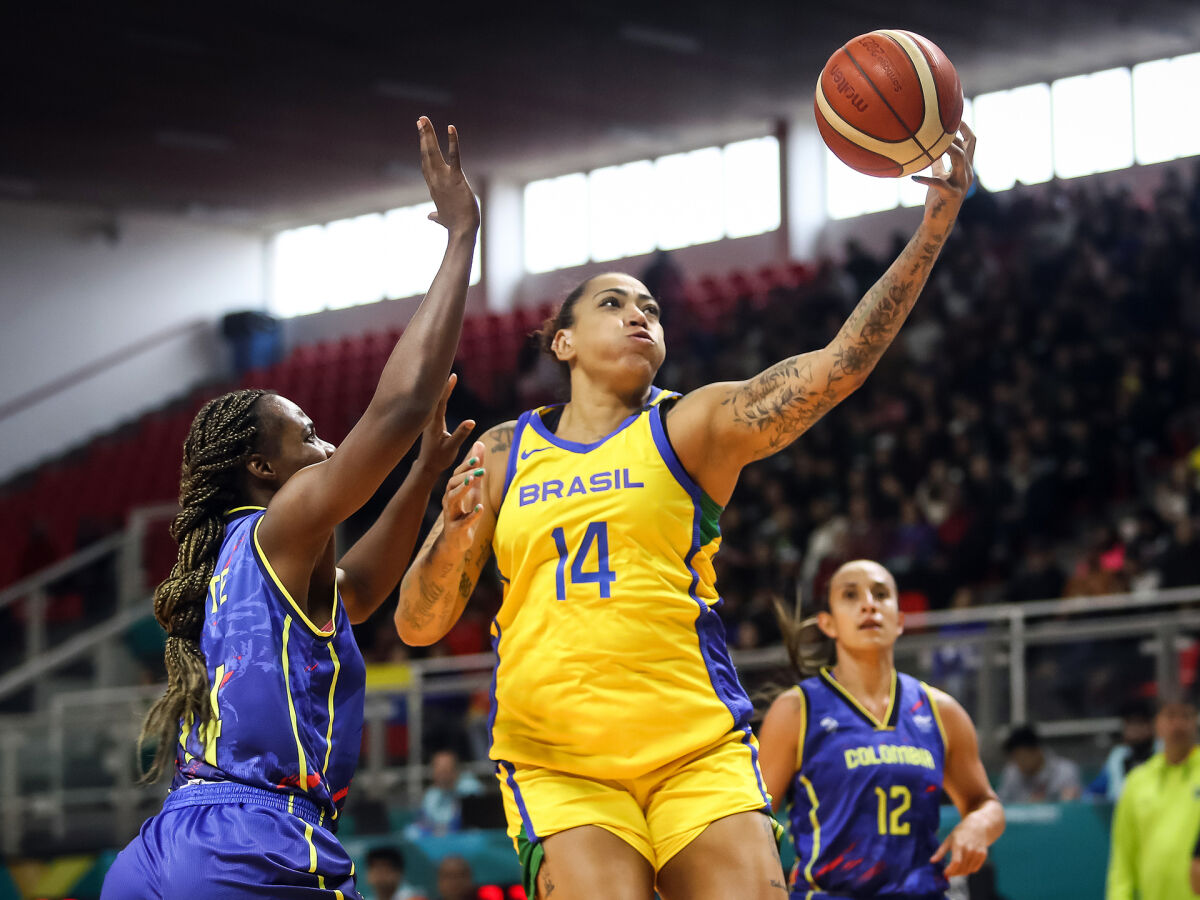 Brasil assegura vaga no Mundial de basquete 2023 com vitória sobre