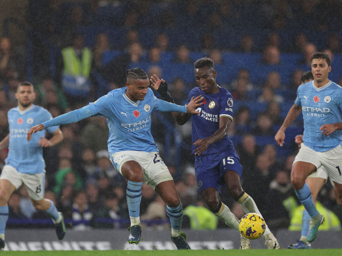 Chelsea e City empatam em jogo emocionante