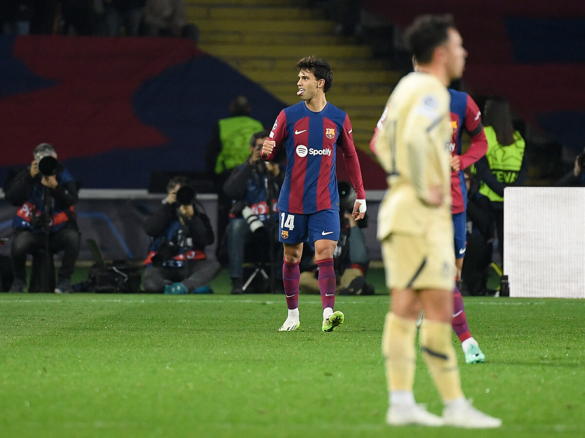 Barcelona vence Porto e volta às oitavas da Champions League