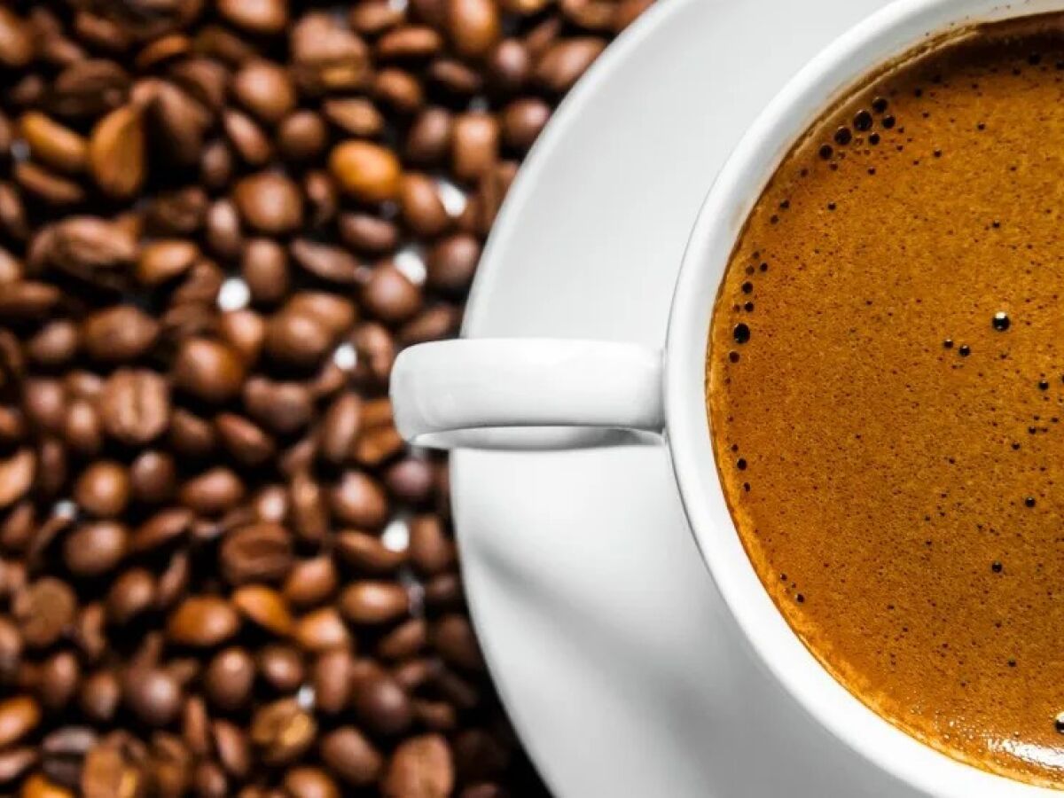 Café pode ajudar a reduzir os níveis de gordura corporal, revela estudo