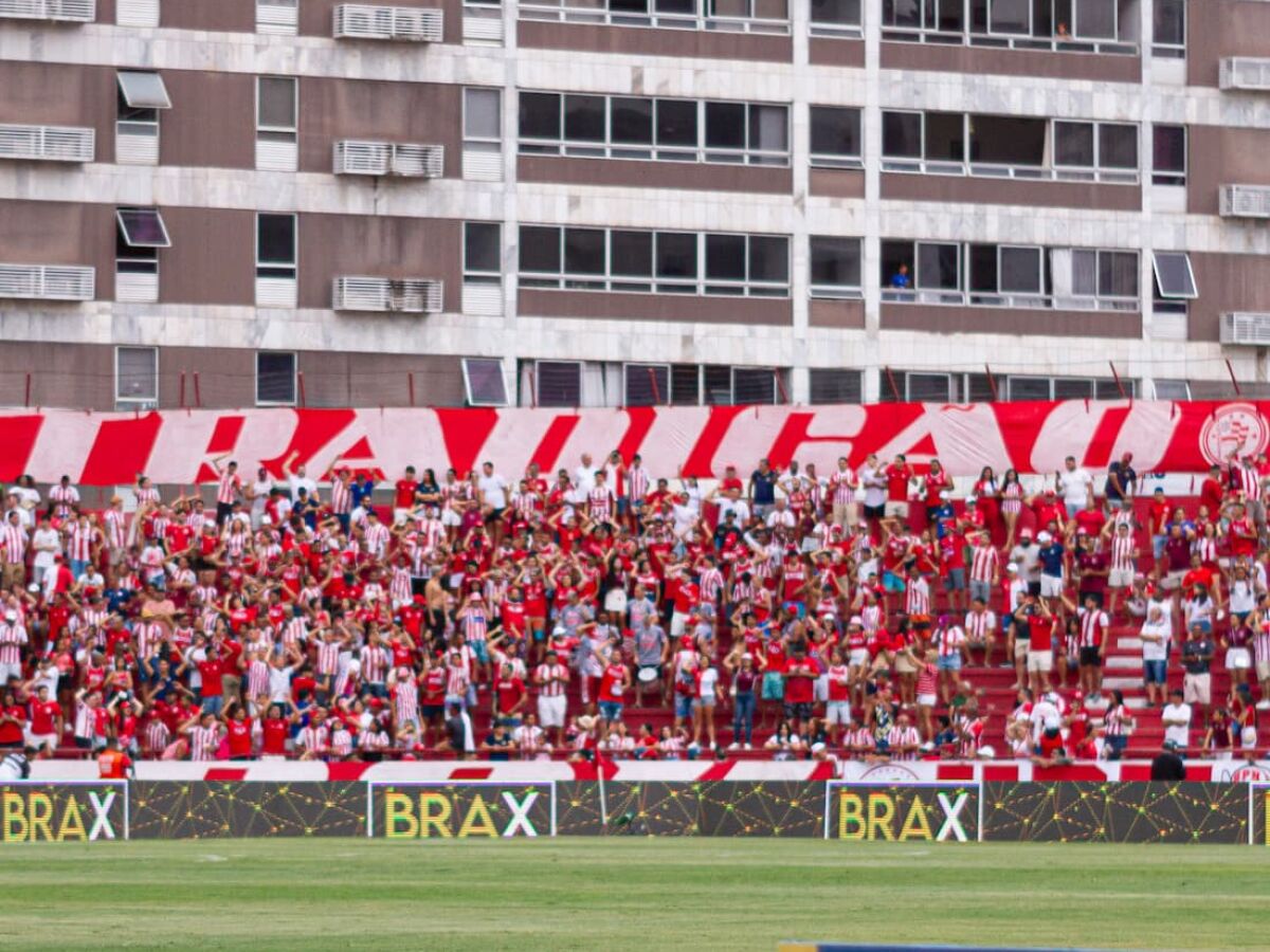 Torcida do Náutico nos Aflitos