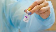 Mais 165.100 doses da vacina AstraZeneca chegaram a Pernambuco; lote da CoronaVac deve vir na sexta