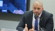 Preso, Daniel Silveira recebe R$ 1 milhão em sálarios e cotas; Câmara pode soltá-lo