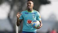 Com lesão na coxa, Éder Militão é cortado da Seleção