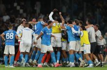 David Neres marca, Napoli vence o Milan e avança à final da Supercopa da Itália