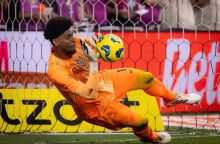 Hugo Souza brilha, Corinthians vence Cruzeiro nos pênaltis e avança à final da Copa do Brasil 
