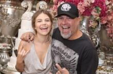 Filha de Mingau, do Ultraje, revela reação do pai à sua gravidez