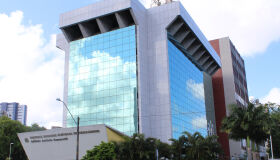 TRE-PE inscreve para concurso com vagas até R$ 9,9 mil