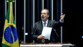 Armando acusa Governo de não se preparar para seca