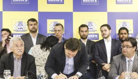 Prefeito sanciona o Plano Municipal de Juventude 