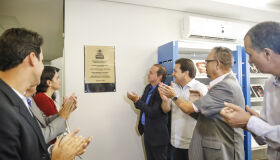 Biblioteca ganha nome de Ronildo Maia Leite