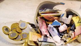 Clientes têm ajuda para negociar dívidas