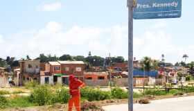 Prefeitura de Olinda inicia mutirão de limpeza na Presidente Kennedy