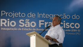 Temer diz que vai inaugurar Eixo Norte ainda em 2017